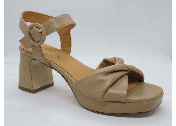 Ctwlk 19875 Sandalen Camel