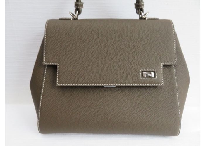 Nathan-baume 21800  Bruin