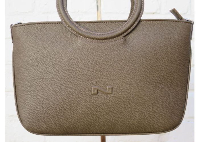 Nathan-baume 18711  Bruin