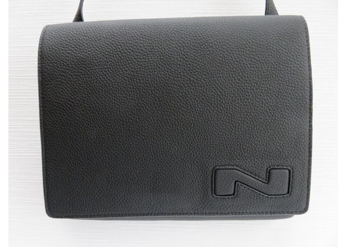 Nathan-baume 21818  Zwart