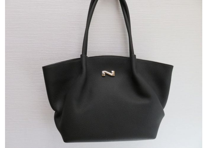 Nathan-baume 21770  Zwart